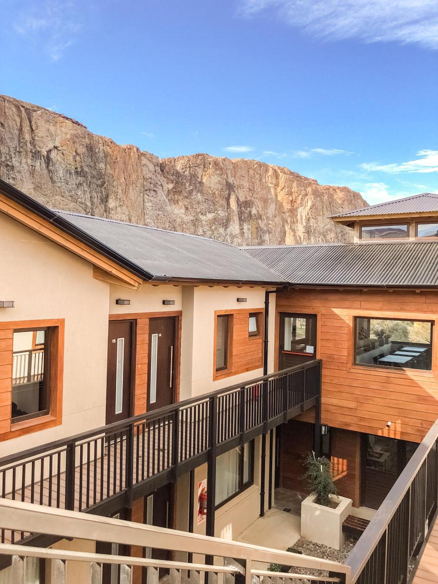 Senderos Aparts & Suites El Chalten Exterior foto